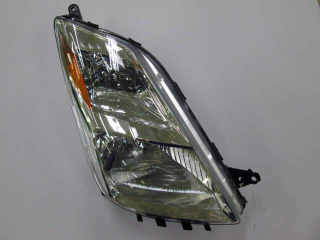 For Toyota Prius 2004 2005 Headlight w/ HID Passenger Side 81145-47110 TO2503161