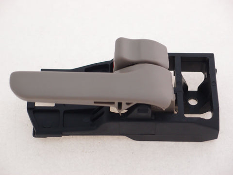 For Toyota Land Cruiser 1998 99 00 01 2002 IN Door Handle Passenger Side (IVORY) 6920630150B2 TO1352133