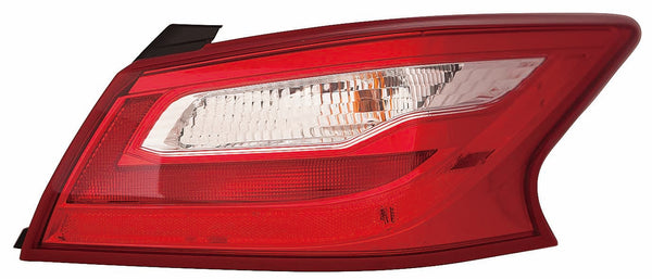 For Nissan Altima Sedan 2016 2017 Tail Light w/o SMOKE LENS Outer Passenger Side 26550-9HS0A NI2805106