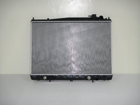 For Nissan Frontier 2.4 L4 AT/ 3.3L V6 AT w/o SC 1998 99 00 01 02 03 2004/ Xterra 2.4 L4 AT/ 3.3L V6 AT w/o SC 2000 01 02 03 2004 Radiator 214609Z000 NI3010110