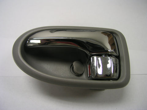 For Mazda MPV Van ES/ Lexus 2000 01 02 03 04 05 2006 Front Inside Door Handle Driver Side Gray BASE w/ Chrome Lever LC6359330C72 MA1352107