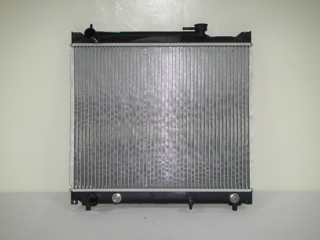 For Suzuki Grand Vitara 2.5L V6 1999 2000/ SIDKIK 2.5L V6 1996 1997 Radiator 30016409 SZ3010118