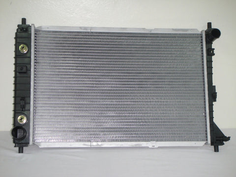 For Ford Mustang GT 4.6L V8 AT 1997 98 99 00 01 02 03 2004 Radiator 1R3Z8005AA FO3010263