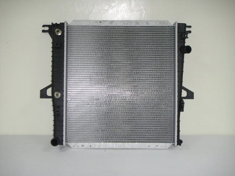 For Ford Ranger 2.43L L4 2001-2010 AT Radiator 6L5Z 8005 AA FO3010244