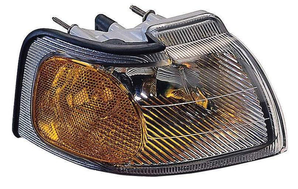 For Ford Thunderbird/ Mercury CUGR 1996 1997 Parking Signal Light Passenger Side F6SZ 13200 A FO2521131