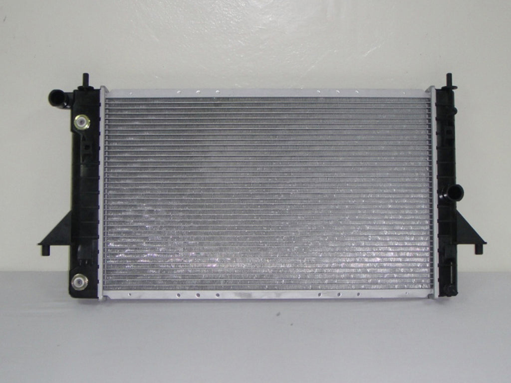 For Saturn S-Series 1.9L L4 1991 92 1993 1ROW Radiator 21030615 GM3010225