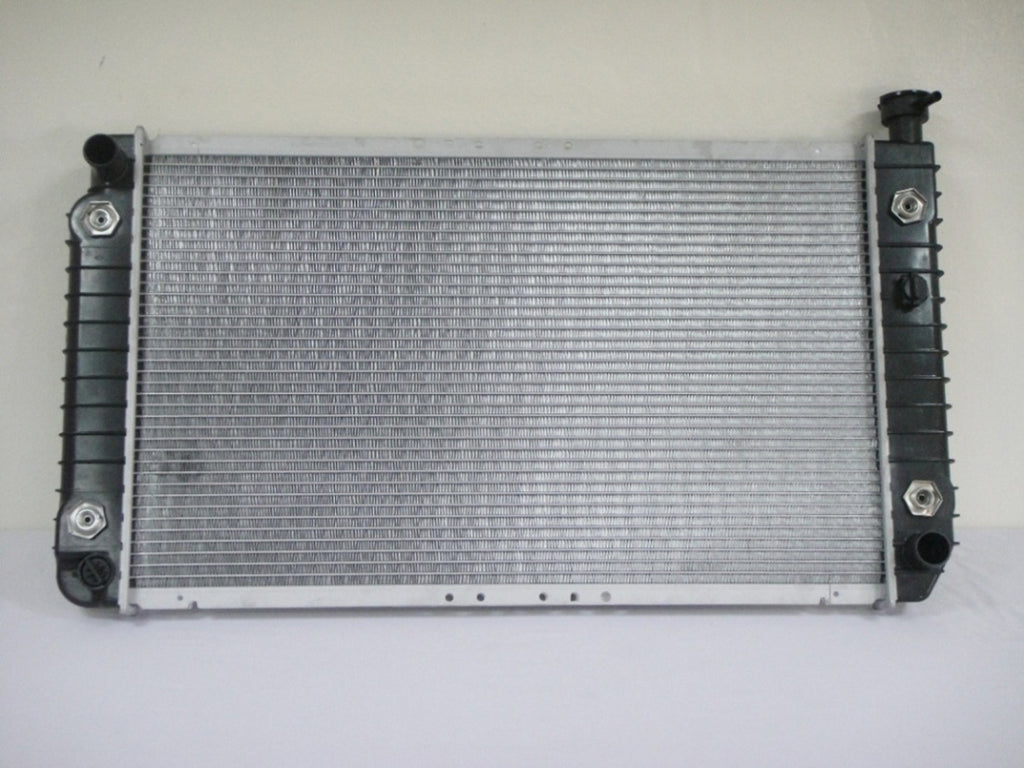 For Chevrolet Lumina APV AT 1992 93 94 95 1996 Radiator 52458689 GM3010295