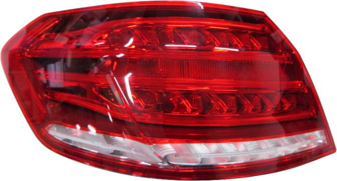 For Mercedes-Benz E Class Sedan 2014 Tail Light Outer Driver Side CAPA Certified 212 906 08 57 MB2804109C